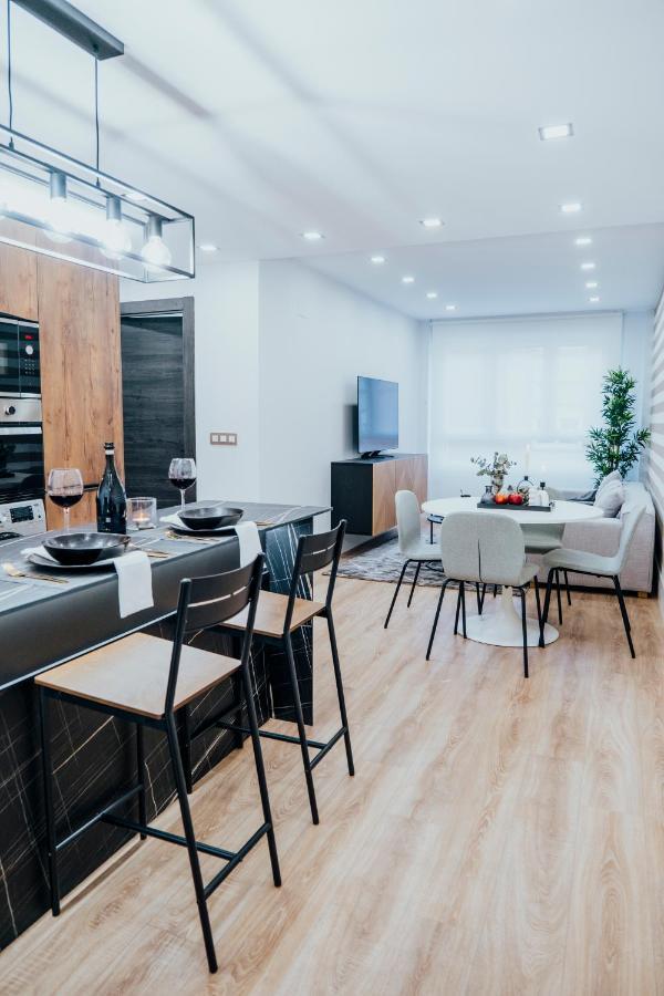 Apartamento Augusto Junquera Διαμέρισμα Οβιέδο Εξωτερικό φωτογραφία
